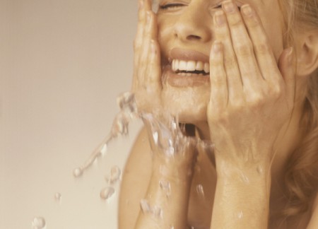 Az 5 legjobb arcápolási tipp a napi szépségápolási rutinhoz